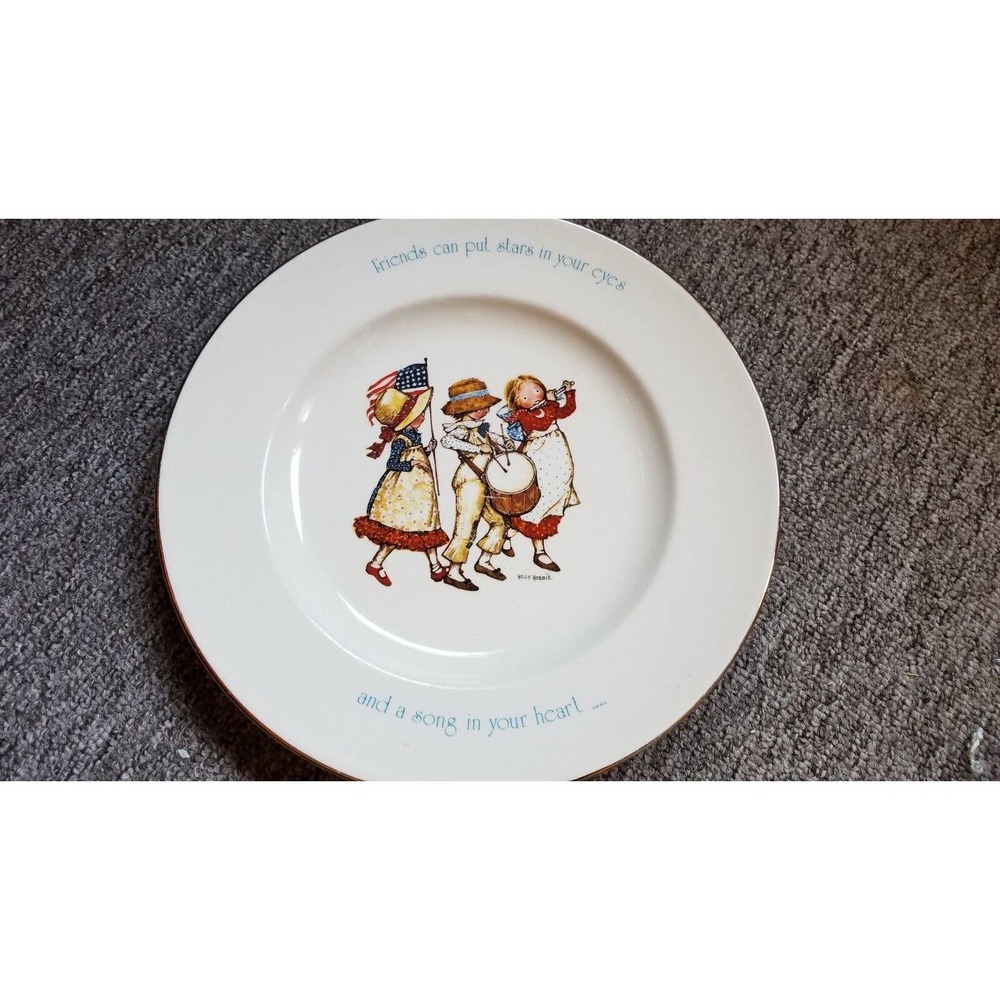 Vintage HOLLY HOBBIE Freedom Series Patriotic BICENTENNIAL 1776-1976 PLATE EUC